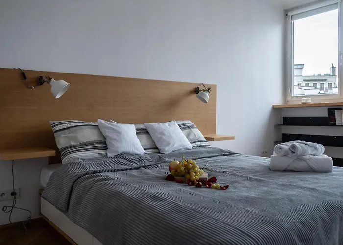 Oomph Warsaw Central Elegant Apartment