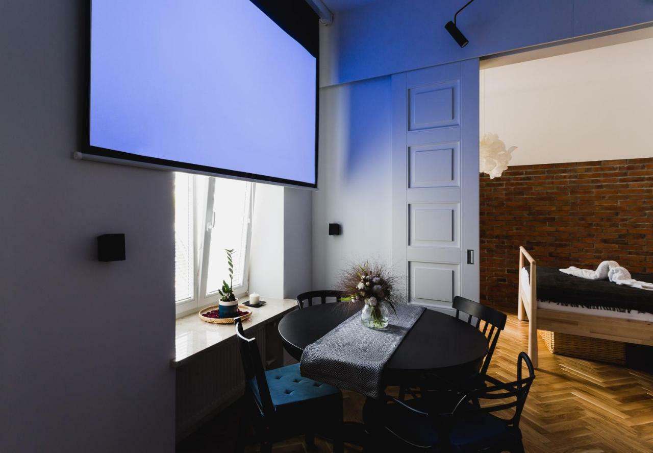 Oomph Elegant Apartamento *