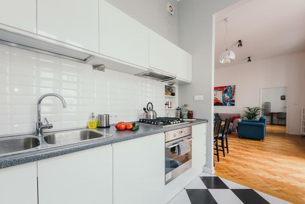 Oomph Elegant Apartamento Varsovia